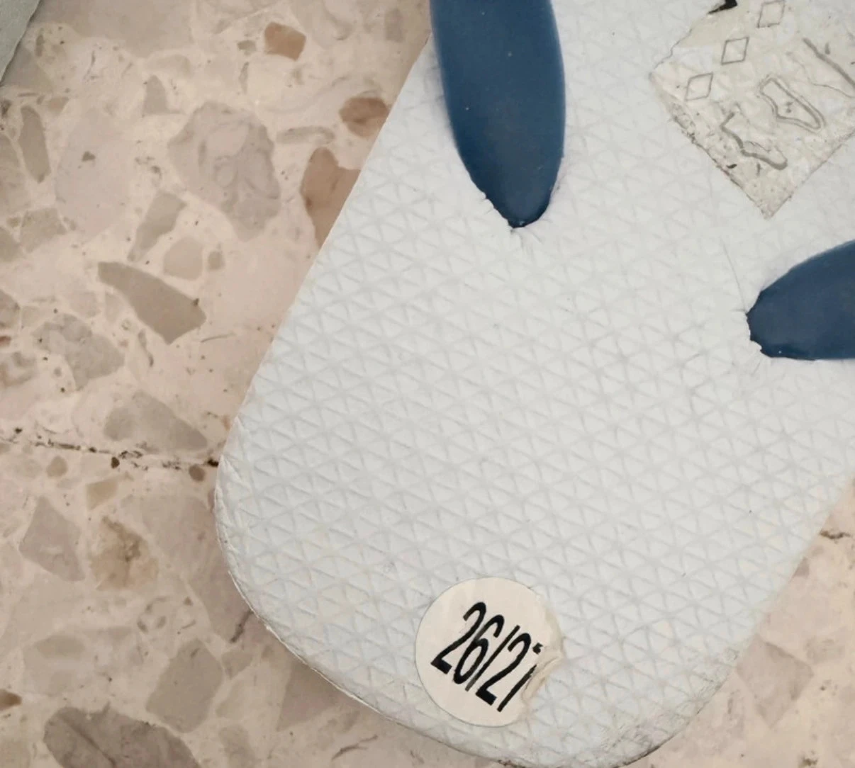 Tongs Été Blanc & Bleu - Pointure 26/27 – photo 4